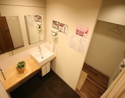 Osaka Guesthouse Nest - Hostel