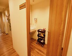 Osaka Guesthouse Nest - Hostel