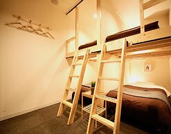 Osaka Guesthouse Nest - Hostel