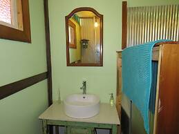 Fig Tree Retro Studio