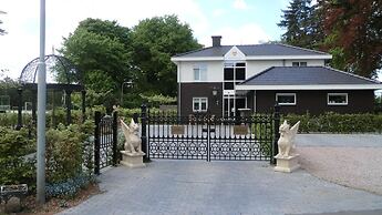 Hotel-Garni Villa Arrisja