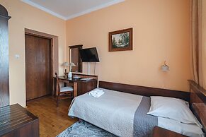 Willa Pan Tadeusz - POLSKIE TATRY S.A.