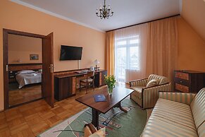 Willa Pan Tadeusz - POLSKIE TATRY S.A.