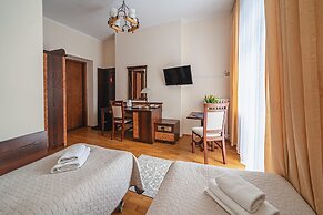 Willa Pan Tadeusz - POLSKIE TATRY S.A.