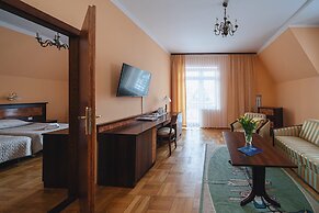 Willa Pan Tadeusz - POLSKIE TATRY S.A.