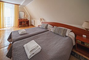 Pensjonat Biały Potok - POLSKIE TATRY S.A.