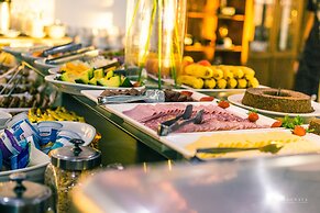 Hotel VillaReal Guaratuba - Caieiras