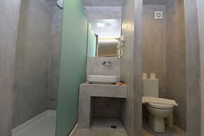 Candia Suites & Rooms