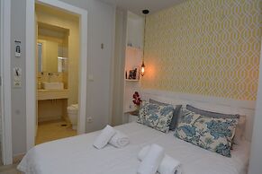 Candia Suites & Rooms