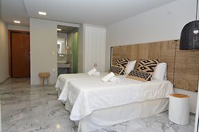 Candia Suites & Rooms