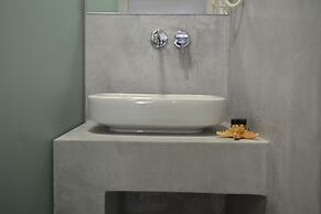 Candia Suites & Rooms