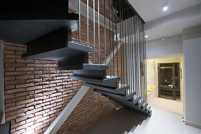 Candia Suites & Rooms