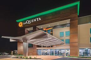 La Quinta Inn & Suites by Wyndham Cleveland TN