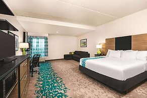 La Quinta Inn & Suites by Wyndham Cleveland TN