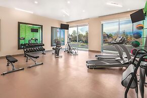 La Quinta Inn & Suites by Wyndham Cleveland TN