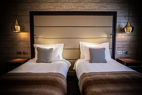 The Warwickshire Hotel and Country Club