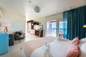 Coral Estate Luxury Resort