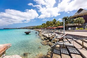 Coral Estate Luxury Resort