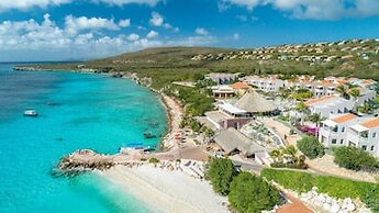 Coral Estate Luxury Resort