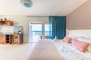 Coral Estate Luxury Resort