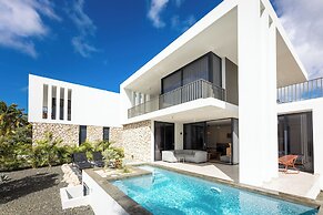 Coral Estate Luxury Resort