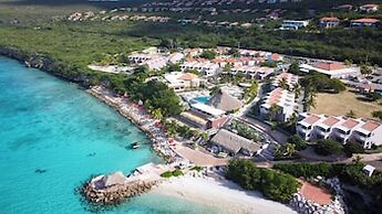 Coral Estate Luxury Resort