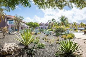 Coral Estate Luxury Resort