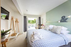 Coral Estate Luxury Resort