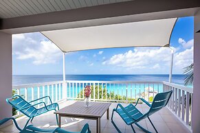 Coral Estate Luxury Resort