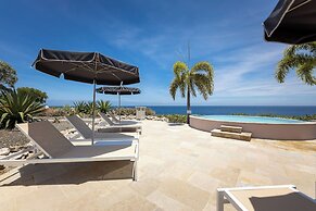 Coral Estate Luxury Resort