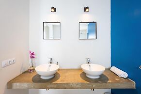 Coral Estate Luxury Resort