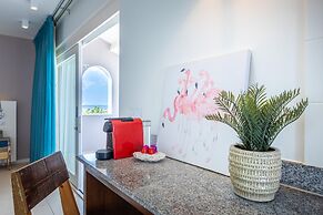 Coral Estate Luxury Resort
