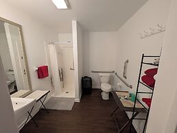 Apple Inn and Suites Cooperstown Area