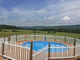 Apple Inn and Suites Cooperstown Area