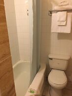 Esterhazy Motor Hotel