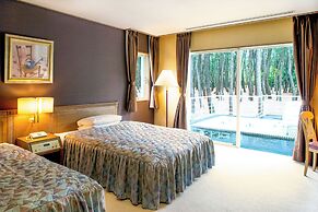 Seagaia Forest Cottages