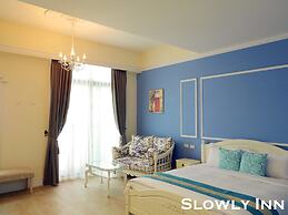 Slowly Inn