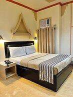 Urban Travellers Hotel