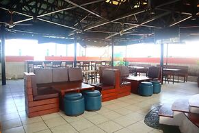 Urban Travellers Hotel