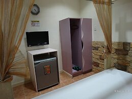 Urban Travellers Hotel