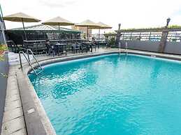 Urban Travellers Hotel