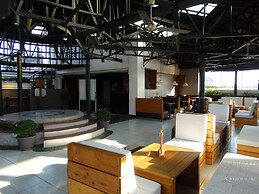 Urban Travellers Hotel