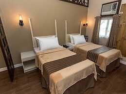 Urban Travellers Hotel