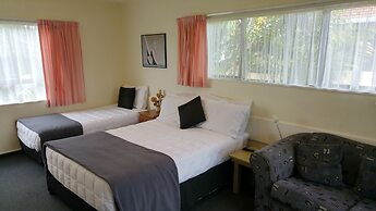 Motel Hobson's Choice