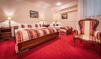 Hotel Capital