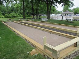 Sun Retreats Geneva on the Lake