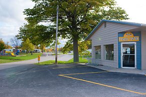 Sun Retreats Geneva on the Lake