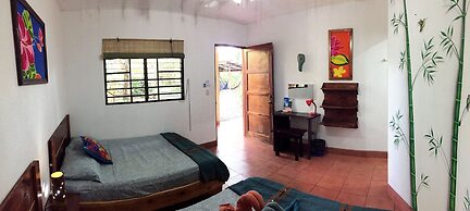 Tropical Sands Dominical Eco Inn