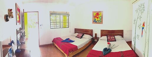 Tropical Sands Dominical Eco Inn