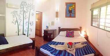 Tropical Sands Dominical Eco Inn